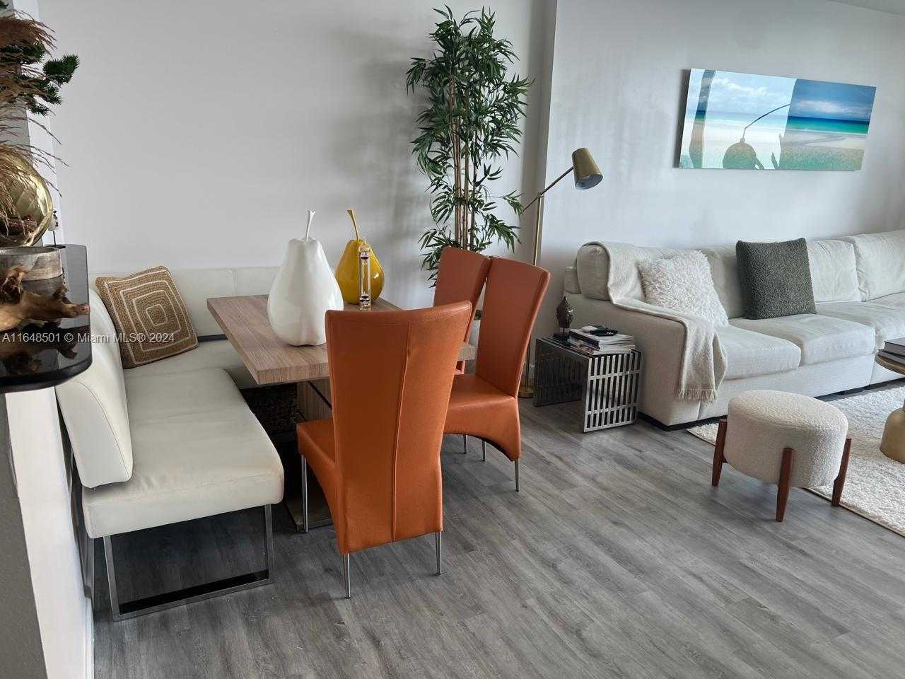 Small Image of 335 SOUTH BISCAYNE BLVD #2010, Miami Number 8