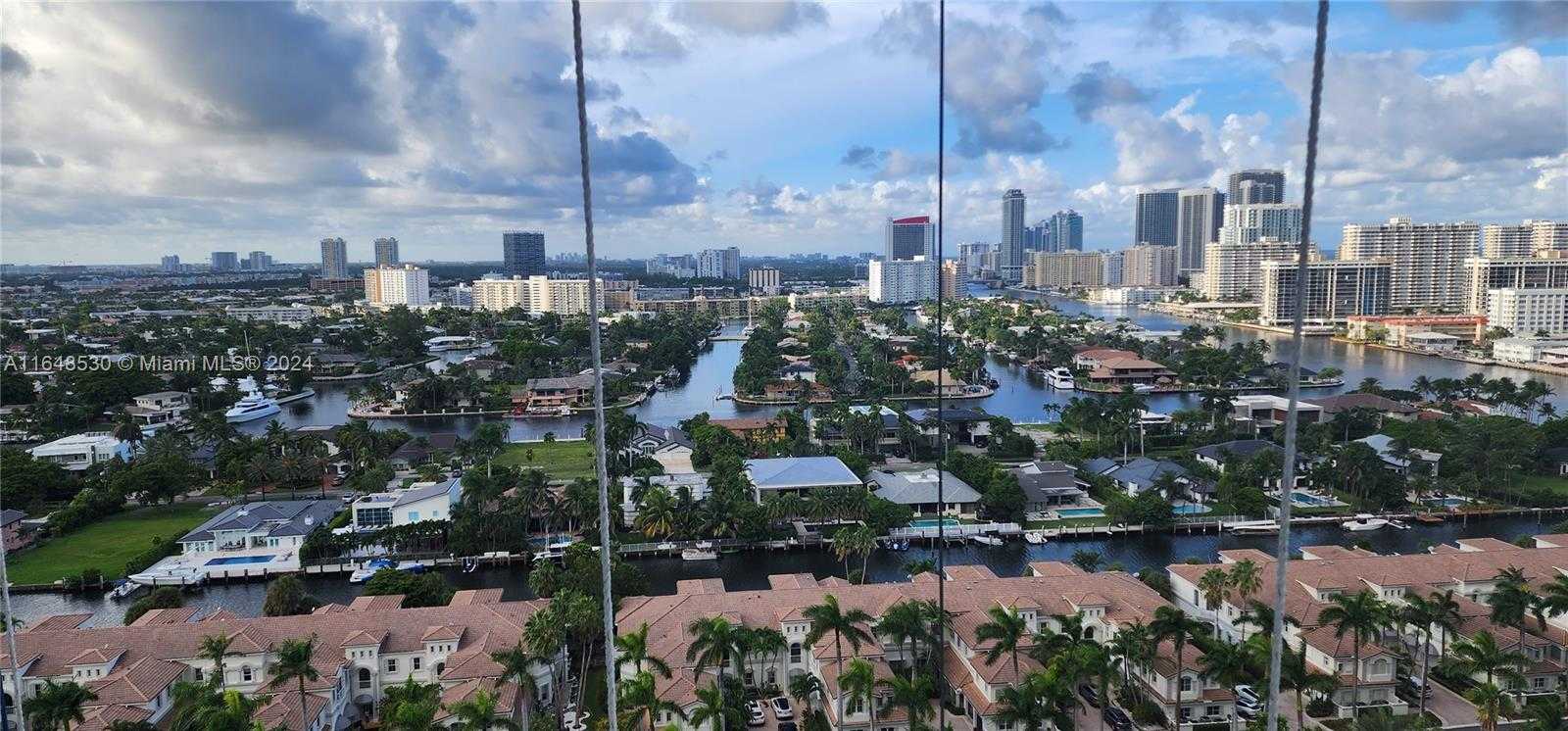 Small Image of 21205 YACHT CLUB DR #2005, Aventura Number 19