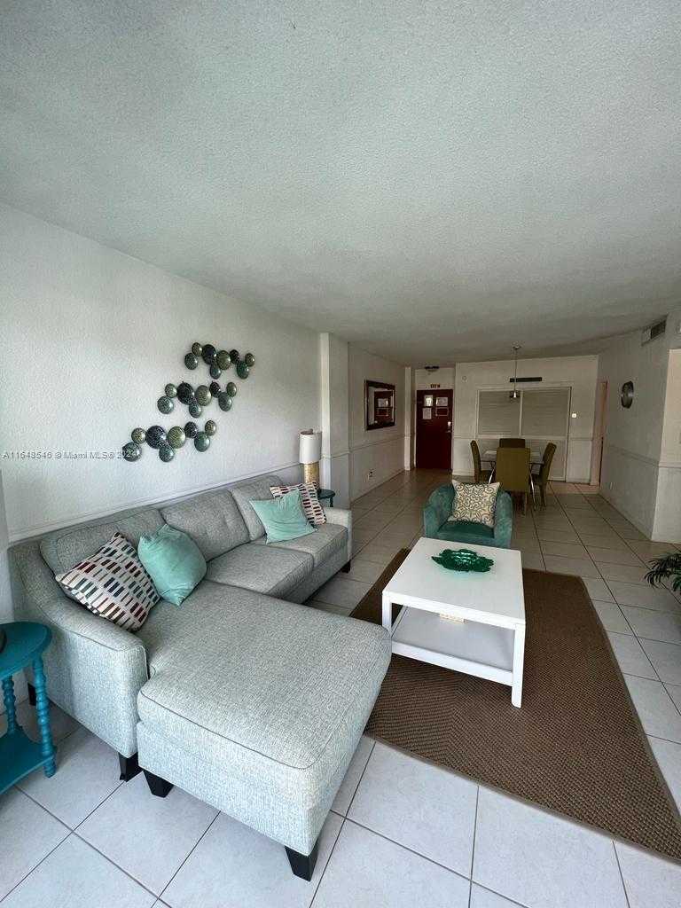 Small Image of 3901 SOUTH OCEAN DR #3A, Hollywood Number 11