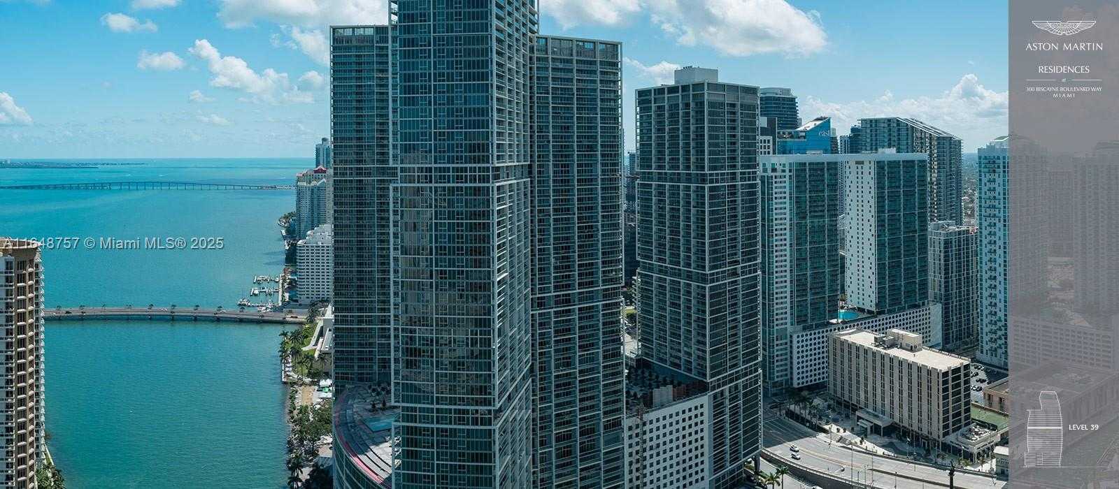 Small Image of 300 Biscayne Blvd Way, Miami, FL 33131, USA Number 3