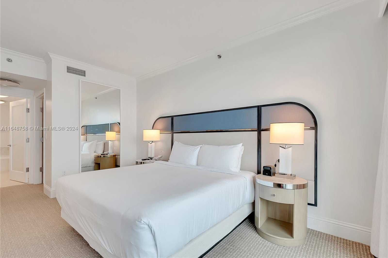 Small Image of 4401 COLLINS AVE #2406, Miami Beach Number 12