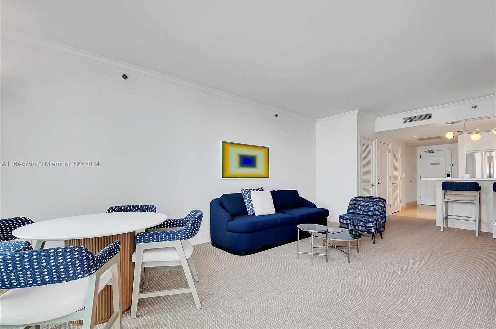 Small Image of 4401 COLLINS AVE #2406, Miami Beach Number 5