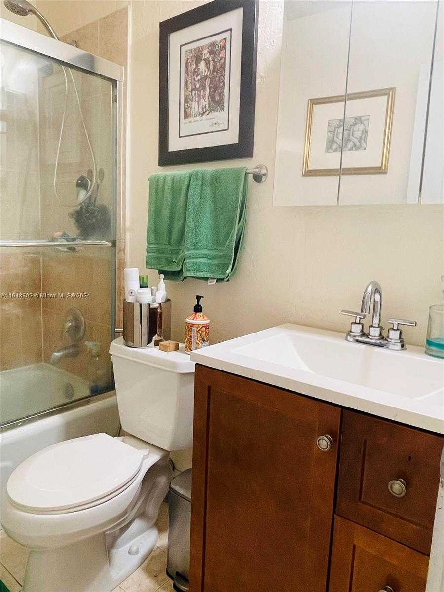 Small Image of 1800 79TH ST CSWY #A304, North Bay Village Number 8
