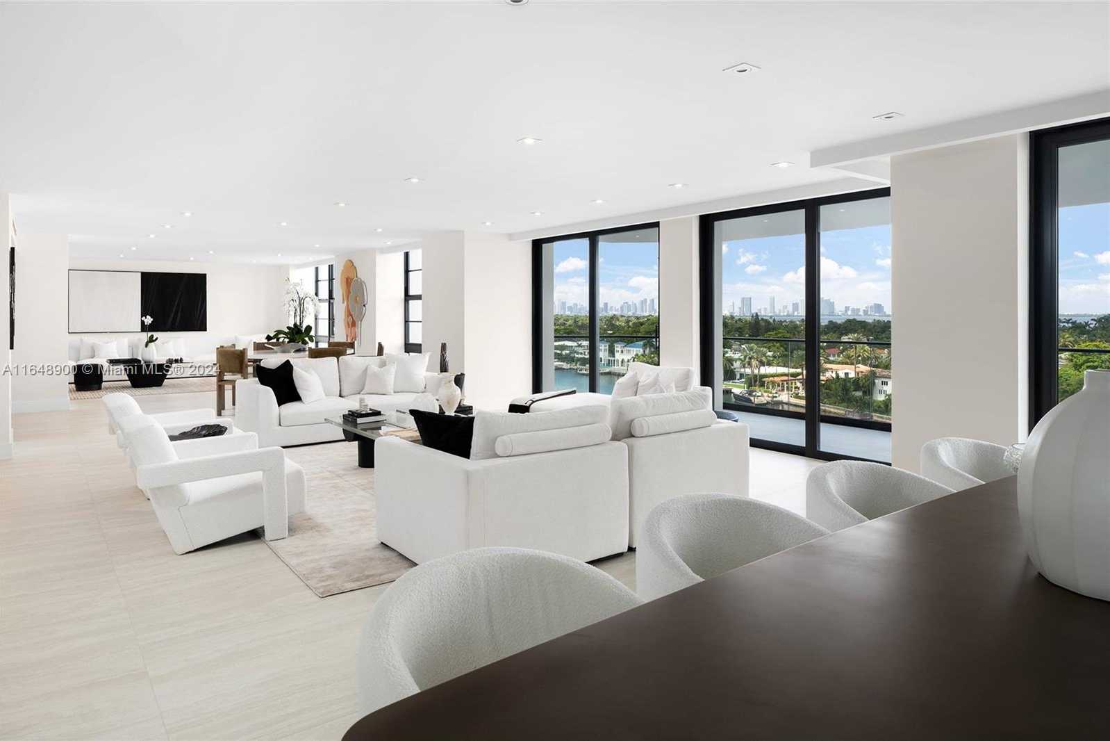 Small Image of 5500 COLLINS AVE #901 & 902, Miami Beach Number 10