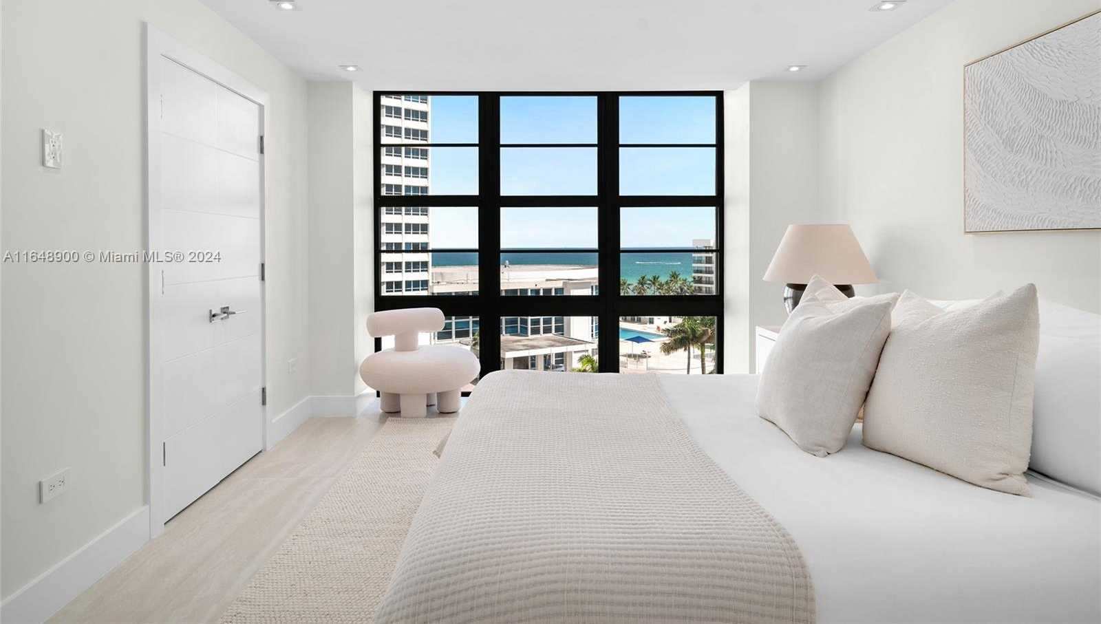 Small Image of 5500 COLLINS AVE #901 & 902, Miami Beach Number 20