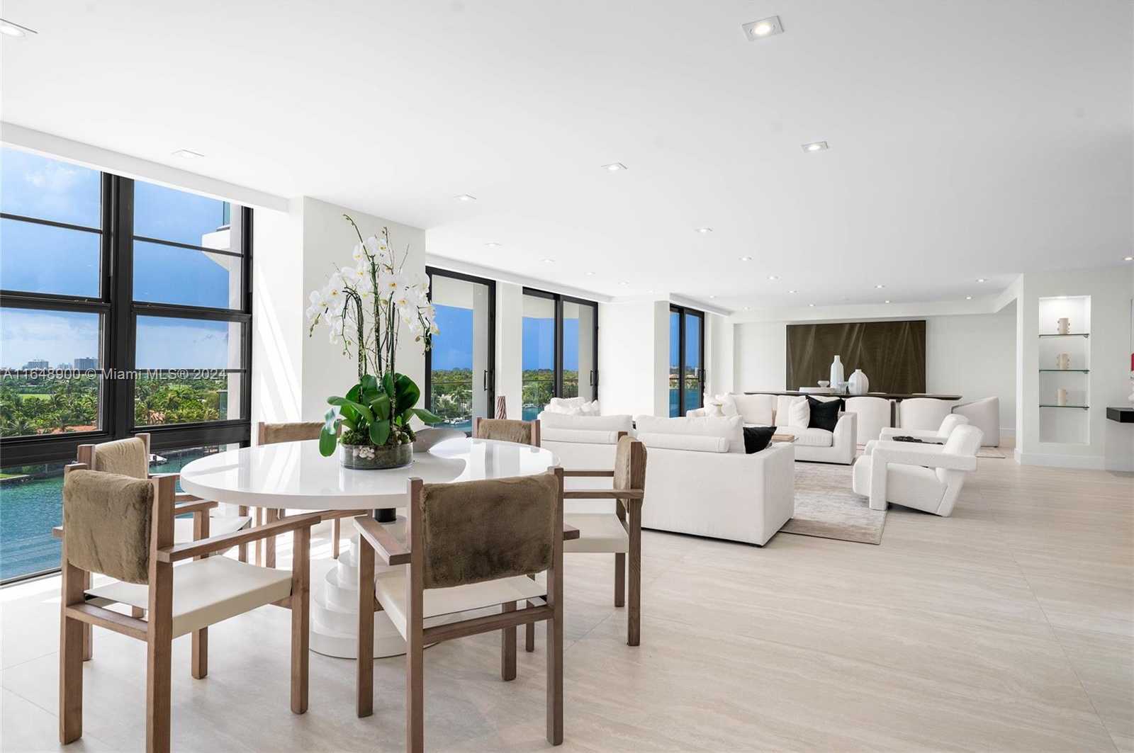 Small Image of 5500 COLLINS AVE #901 & 902, Miami Beach Number 5