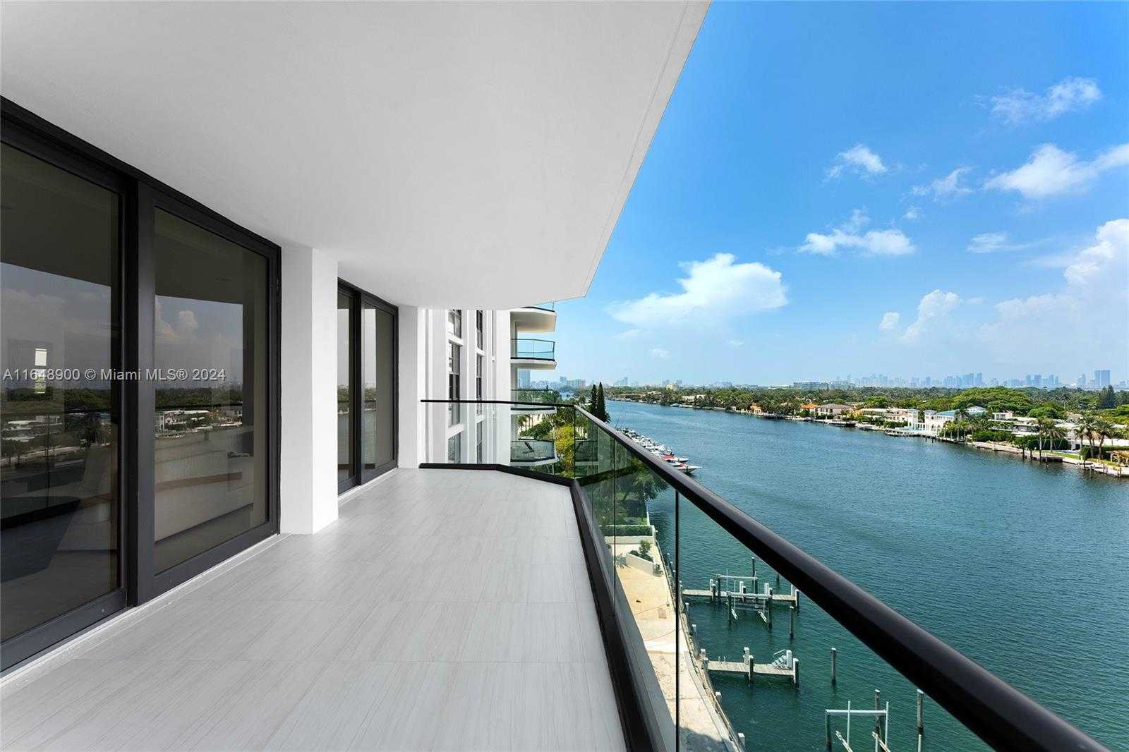Small Image of 5500 COLLINS AVE #901 & 902, Miami Beach Number 8