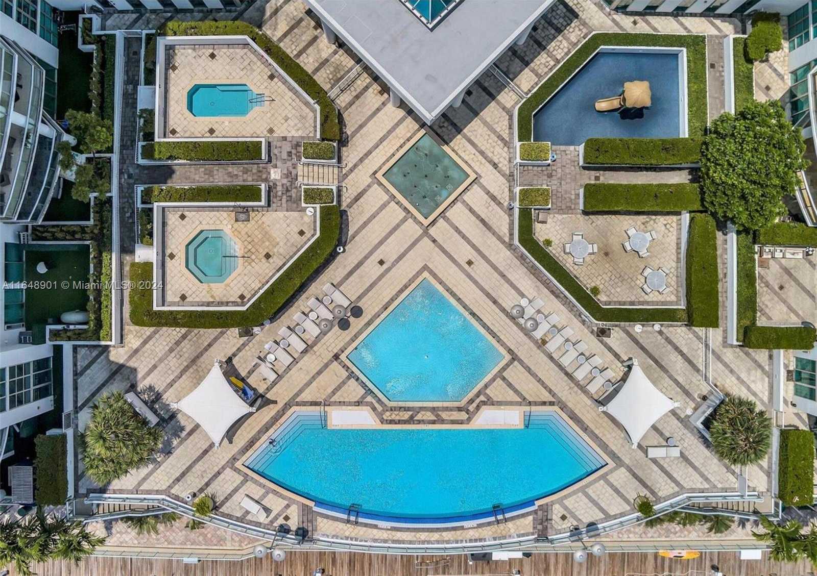 Small Image of 3131 NORTH EAST 188TH ST #1-1001, Aventura Number 5