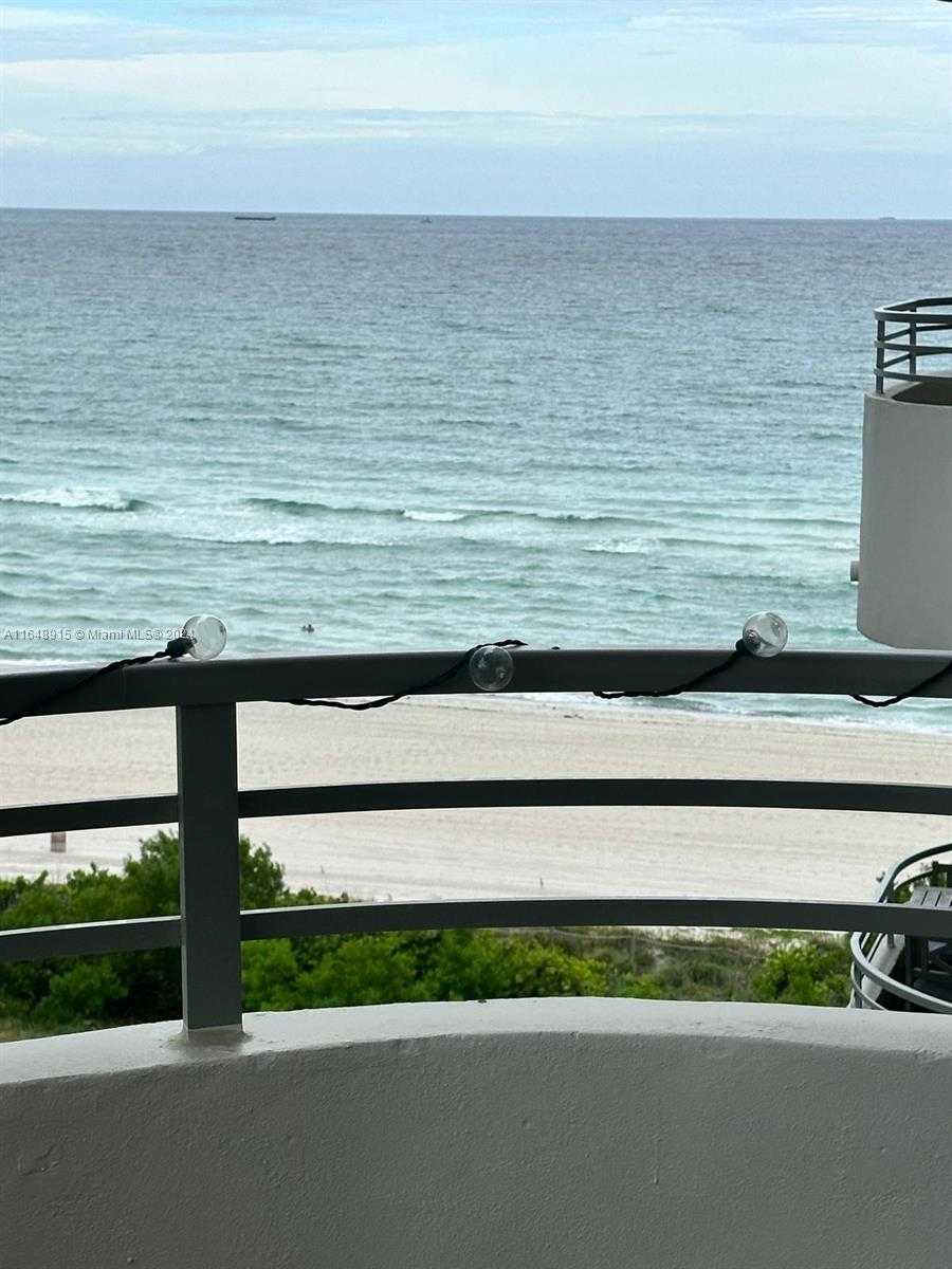 Small Image of 5555 COLLINS AVE #10B, Miami Beach Number 10