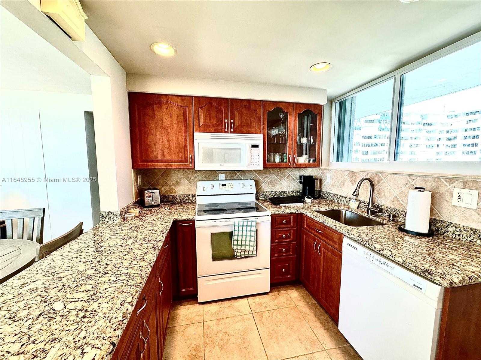 Small Image of 1920 SOUTH OCEAN DR #1002, Fort Lauderdale Number 43