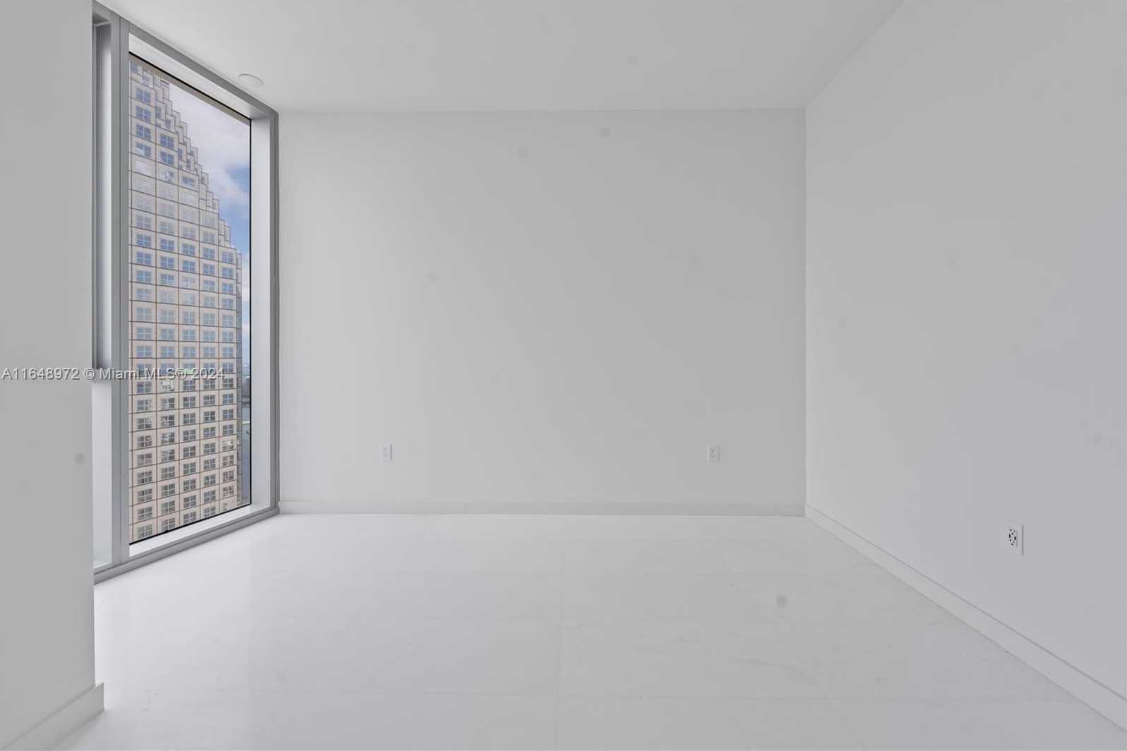 Small Image of 300 BISCAYNE BLVD WAY #4404, Miami Number 26