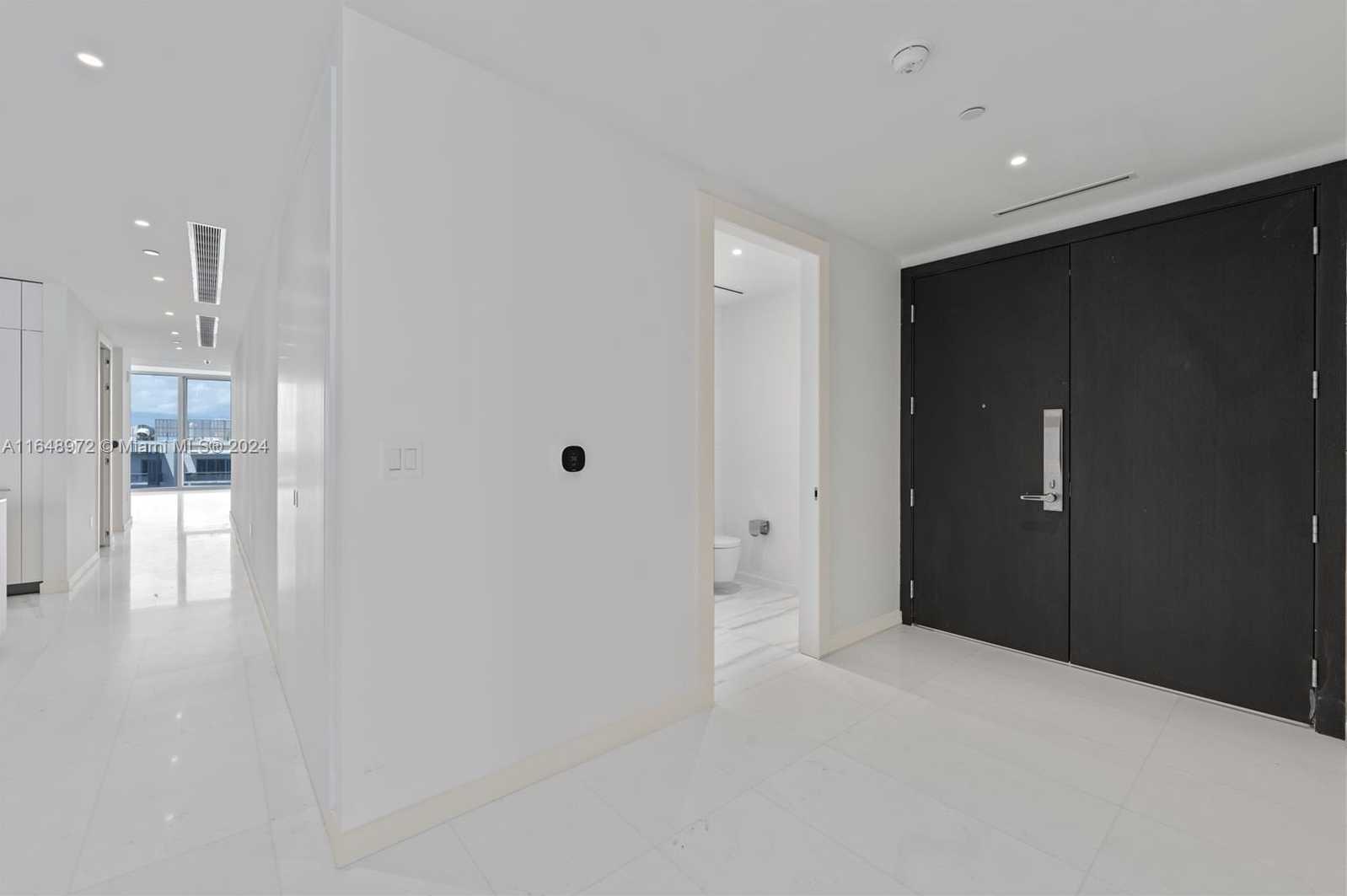 Small Image of 300 BISCAYNE BLVD WAY #4404, Miami Number 3