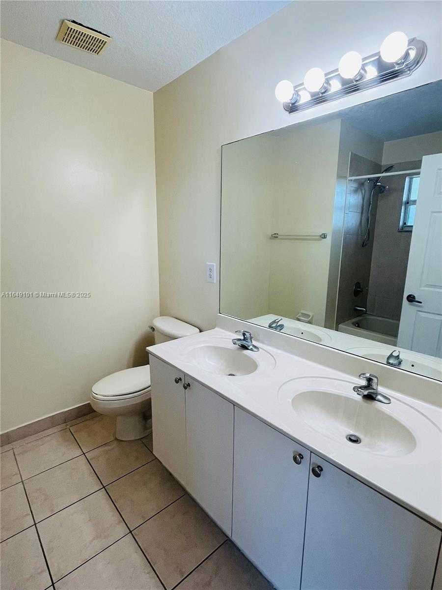 Small Image of 14142 SOUTH WEST 260TH ST #102, Homestead Number 14