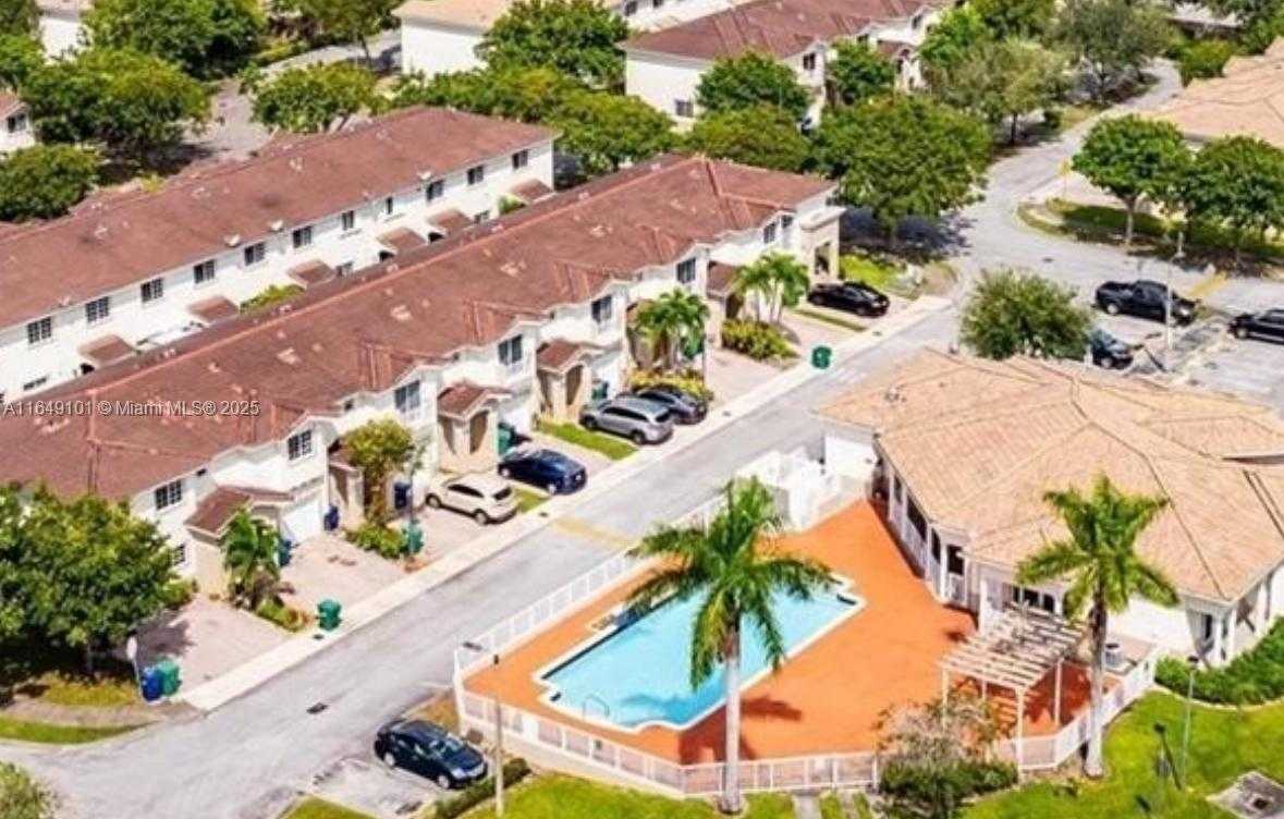 Small Image of 14142 SOUTH WEST 260TH ST #102, Homestead Number 3