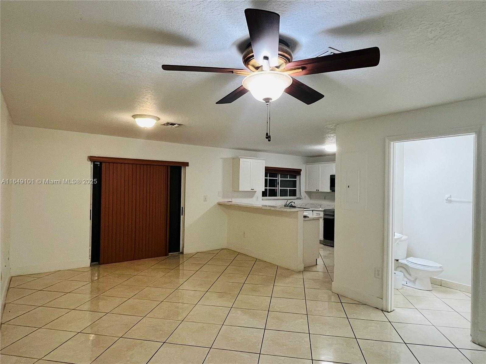 Small Image of 14142 SOUTH WEST 260TH ST #102, Homestead Number 4