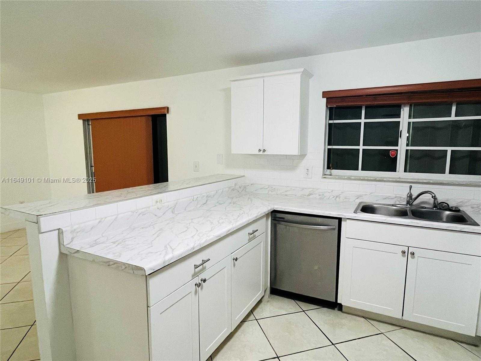 Small Image of 14142 SOUTH WEST 260TH ST #102, Homestead Number 6