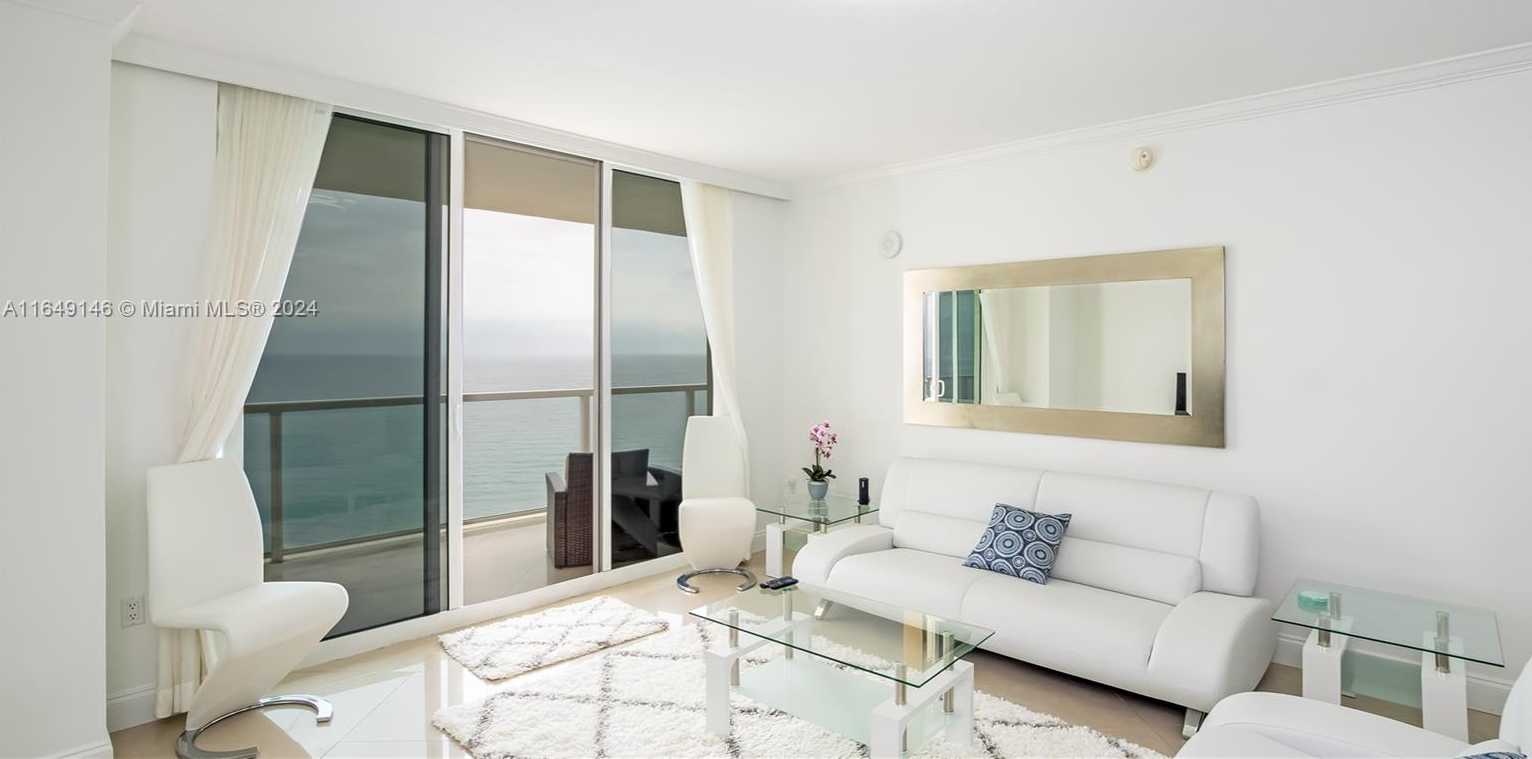 Small Image of 16699 Collins Ave, Sunny Isles Beach, FL 33160, USA Number 21