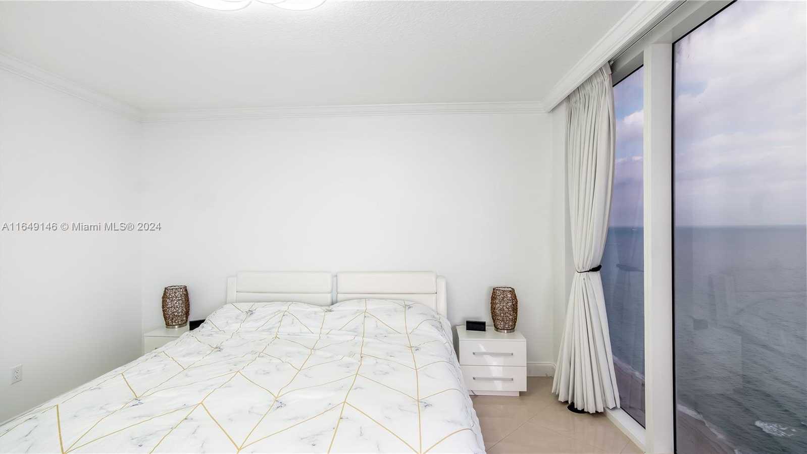 Small Image of 16699 Collins Ave, Sunny Isles Beach, FL 33160, USA Number 29