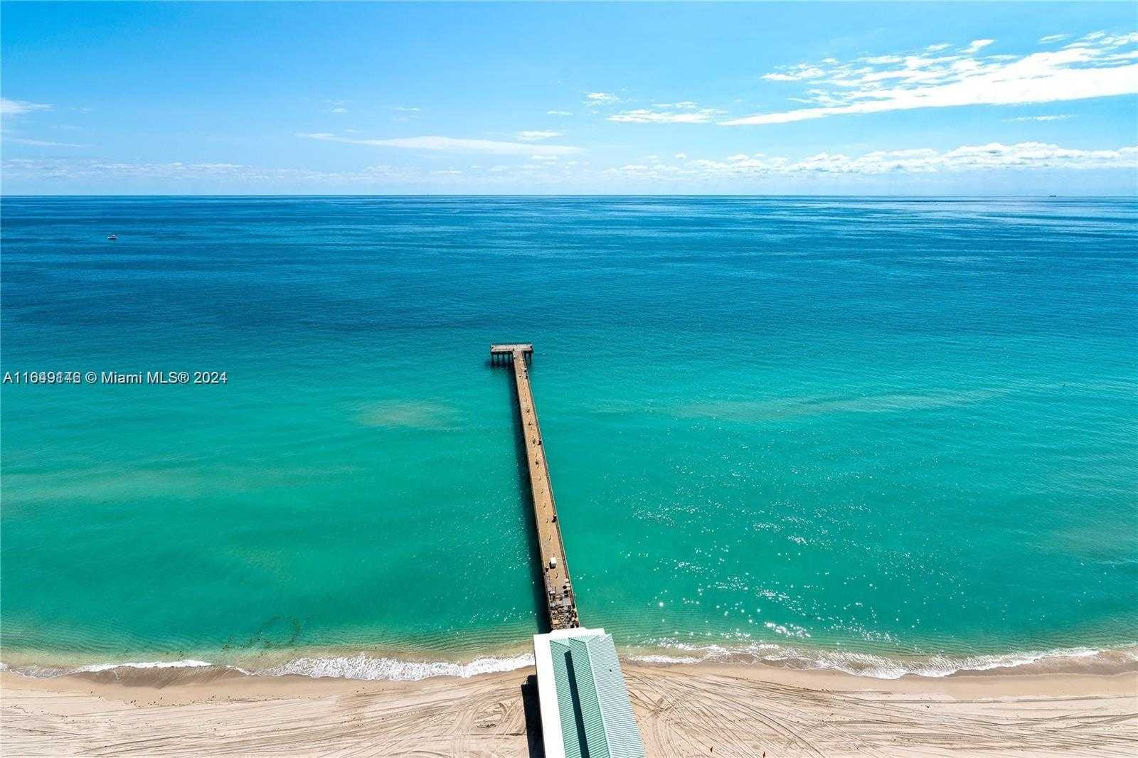 Small Image of 16699 Collins Ave, Sunny Isles Beach, FL 33160, USA Number 6
