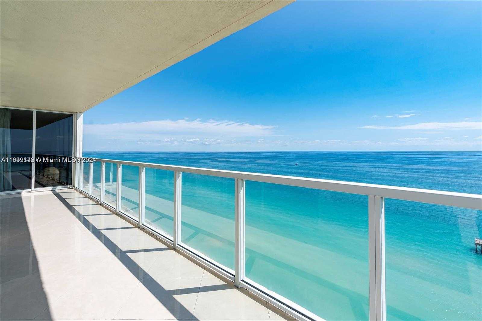 Small Image of 16699 Collins Ave, Sunny Isles Beach, FL 33160, USA Number 8