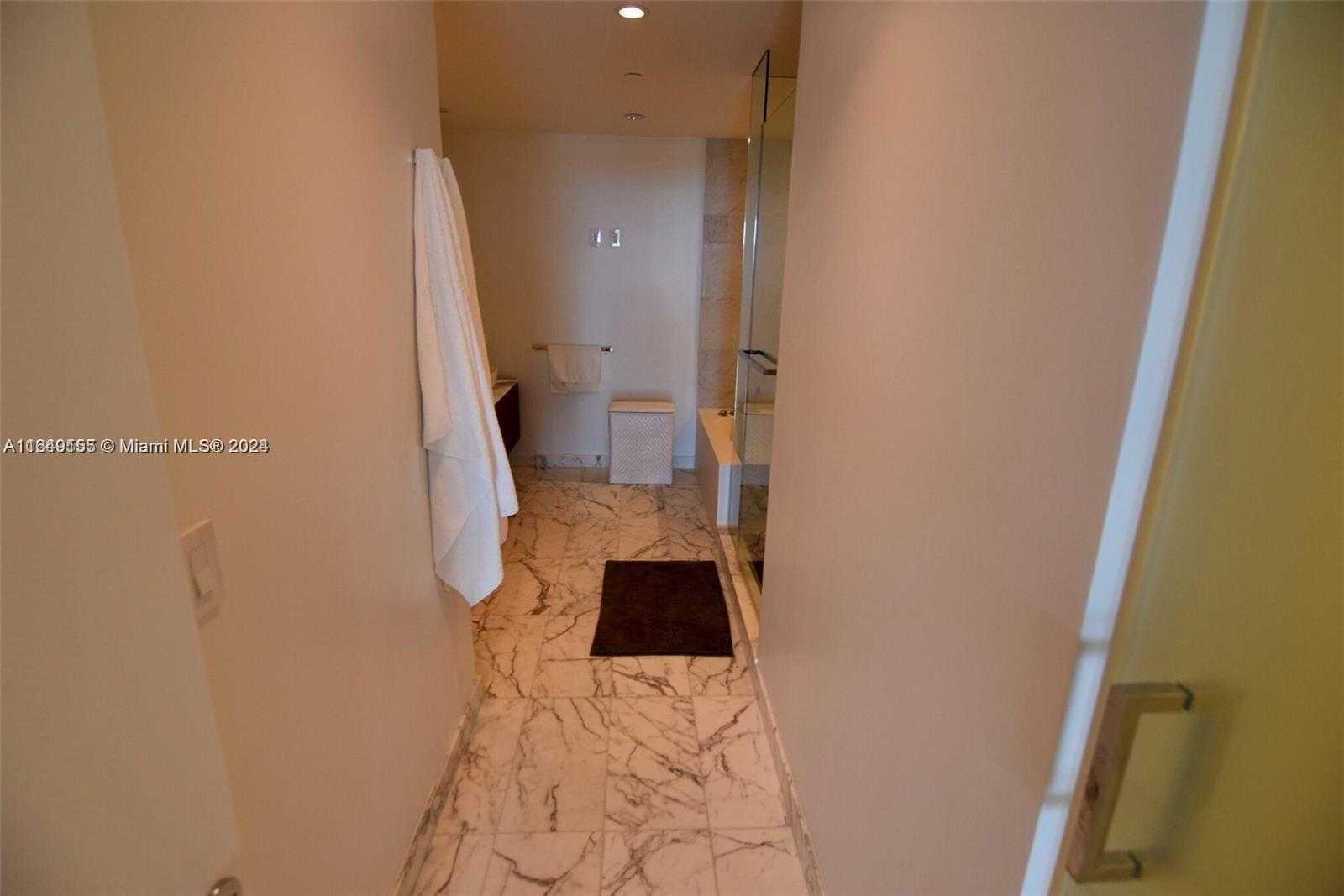 Small Image of 10201 COLLINS AVE #405, Bal Harbour Number 15