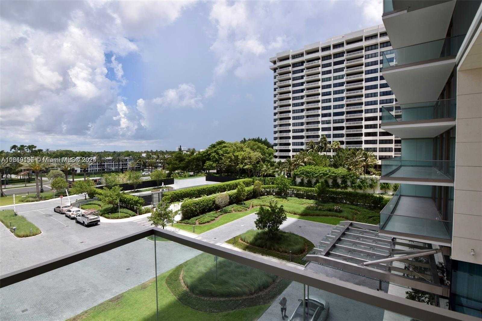 Small Image of 10201 COLLINS AVE #405, Bal Harbour Number 22