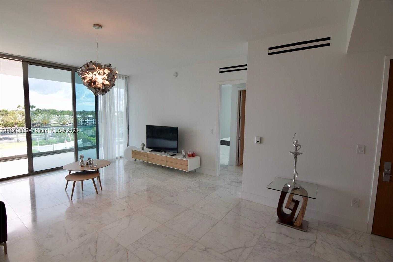 Small Image of 10201 COLLINS AVE #405, Bal Harbour Number 8