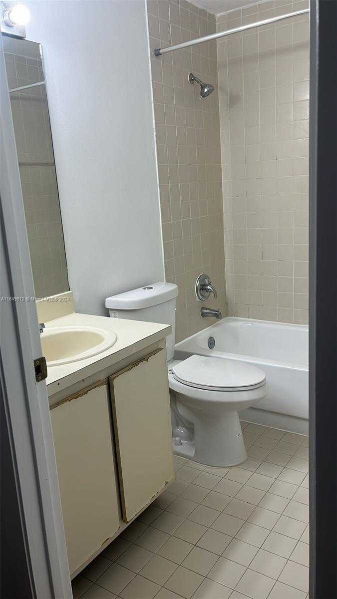 Small Image of 5200 NORTH WEST 31ST AVE #217, Fort Lauderdale Number 13