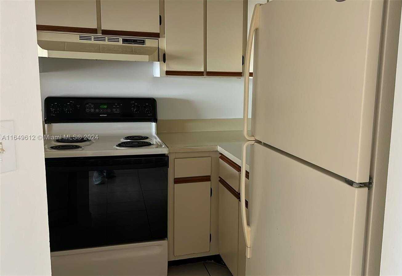 Small Image of 5200 NORTH WEST 31ST AVE #217, Fort Lauderdale Number 14