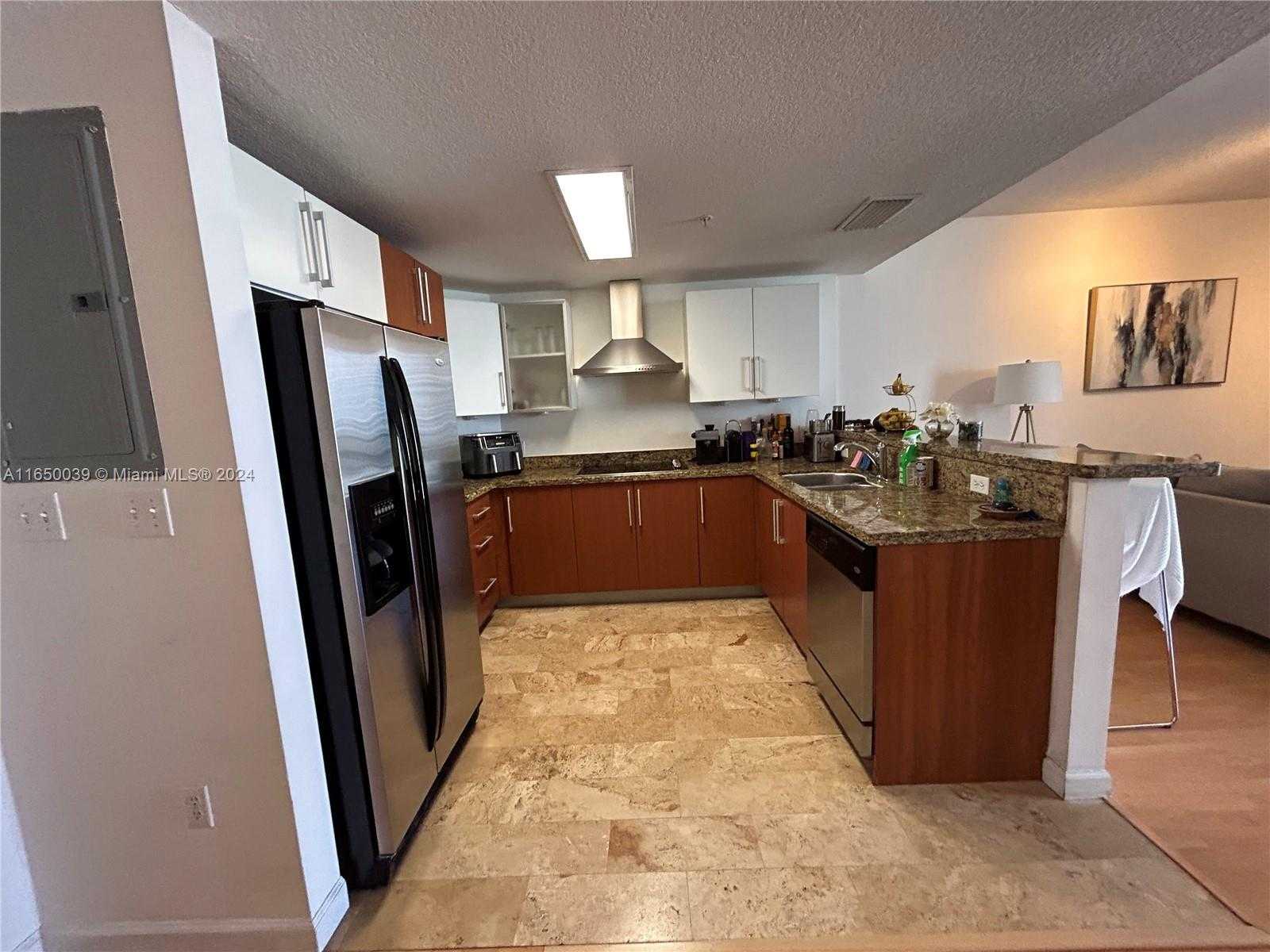 Small Image of 170 SOUTH EAST 14TH ST #2906, Miami Number 3