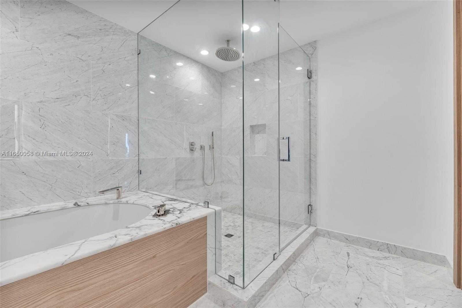 Small Image of 1135 103 ST #701, Bay Harbor Islands Number 28