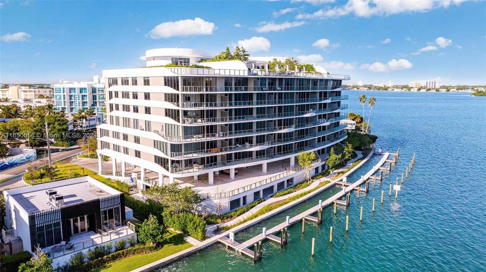 Small Image of 1135 103 ST #701, Bay Harbor Islands Number 34