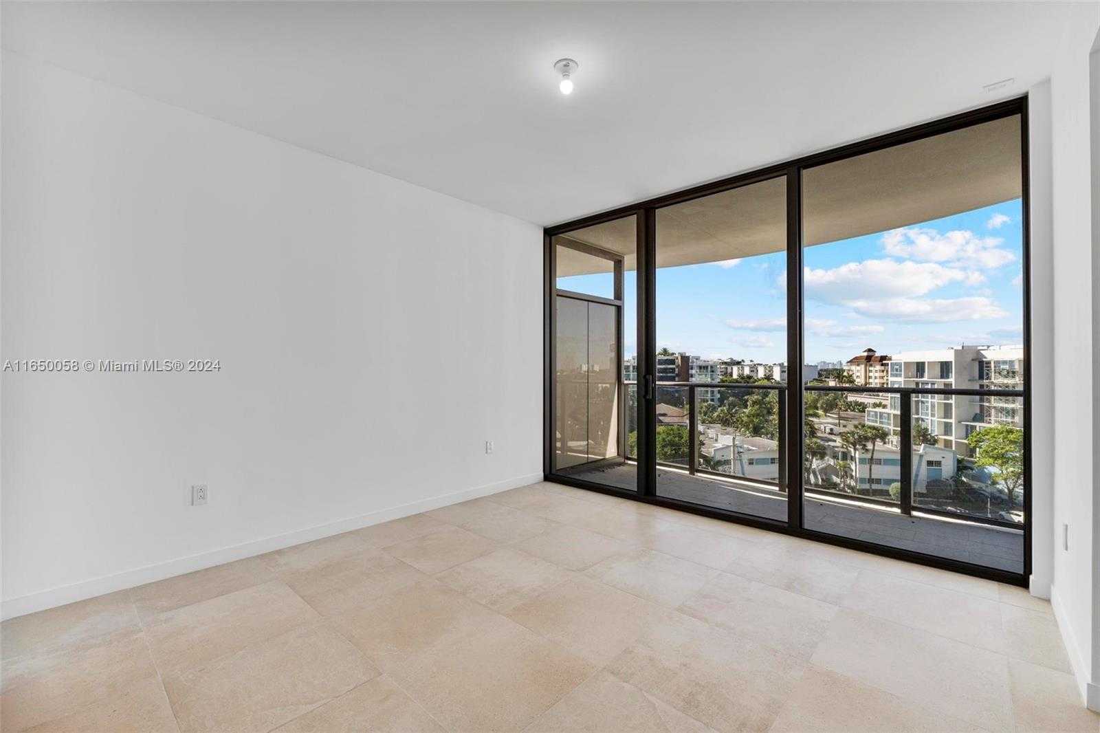 Small Image of 1135 103 ST #701, Bay Harbor Islands Number 44