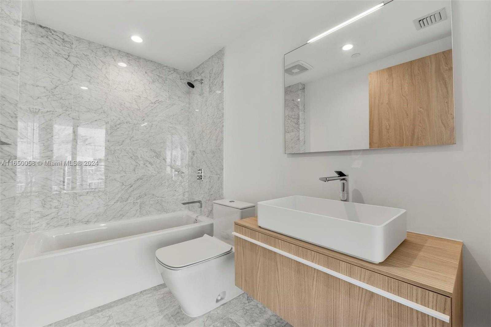 Small Image of 1135 103 ST #701, Bay Harbor Islands Number 46
