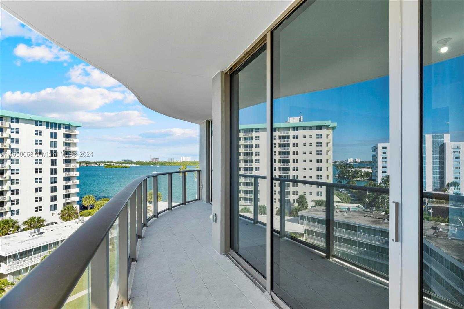 Small Image of 1135 103 ST #701, Bay Harbor Islands Number 60