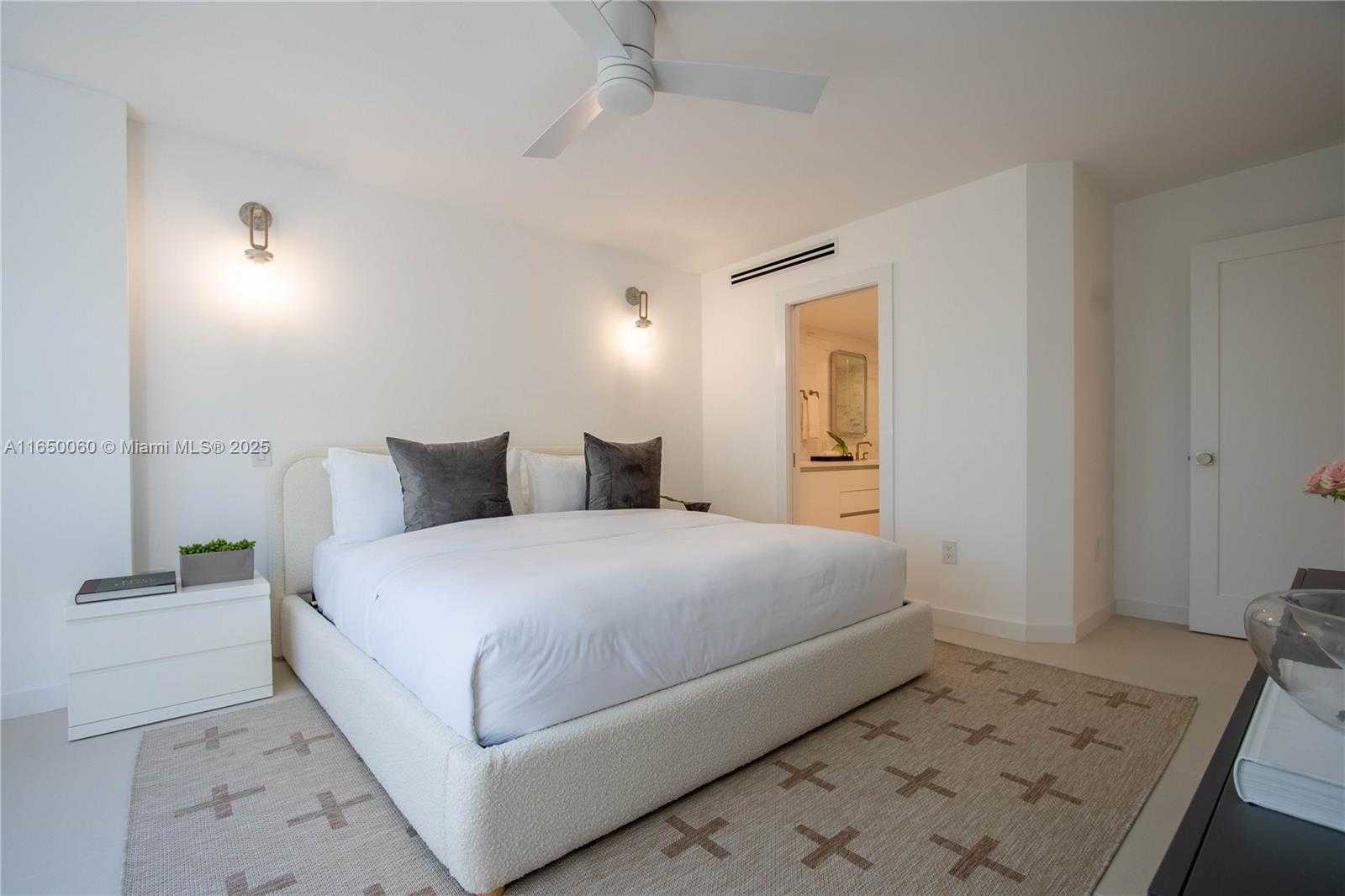 Small Image of 150 SUNRISE DR #4B, Key Biscayne Number 12