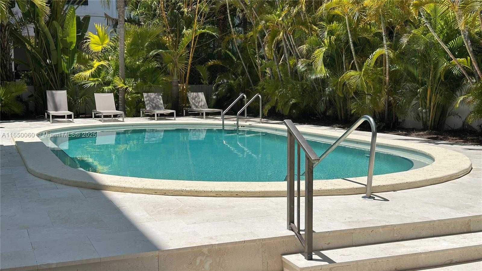 Small Image of 150 SUNRISE DR #4B, Key Biscayne Number 18