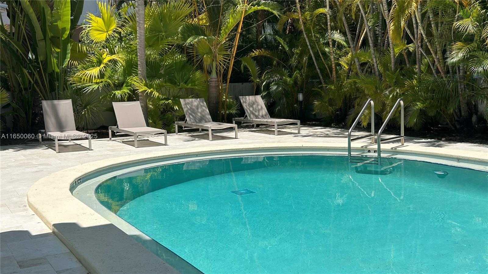 Small Image of 150 SUNRISE DR #4B, Key Biscayne Number 19