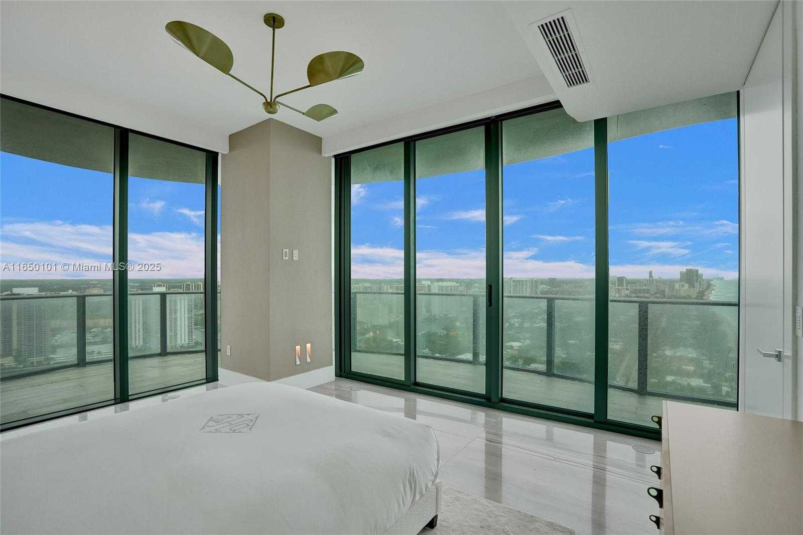 Small Image of 19575 COLLINS AVE #33, Sunny Isles Beach Number 27