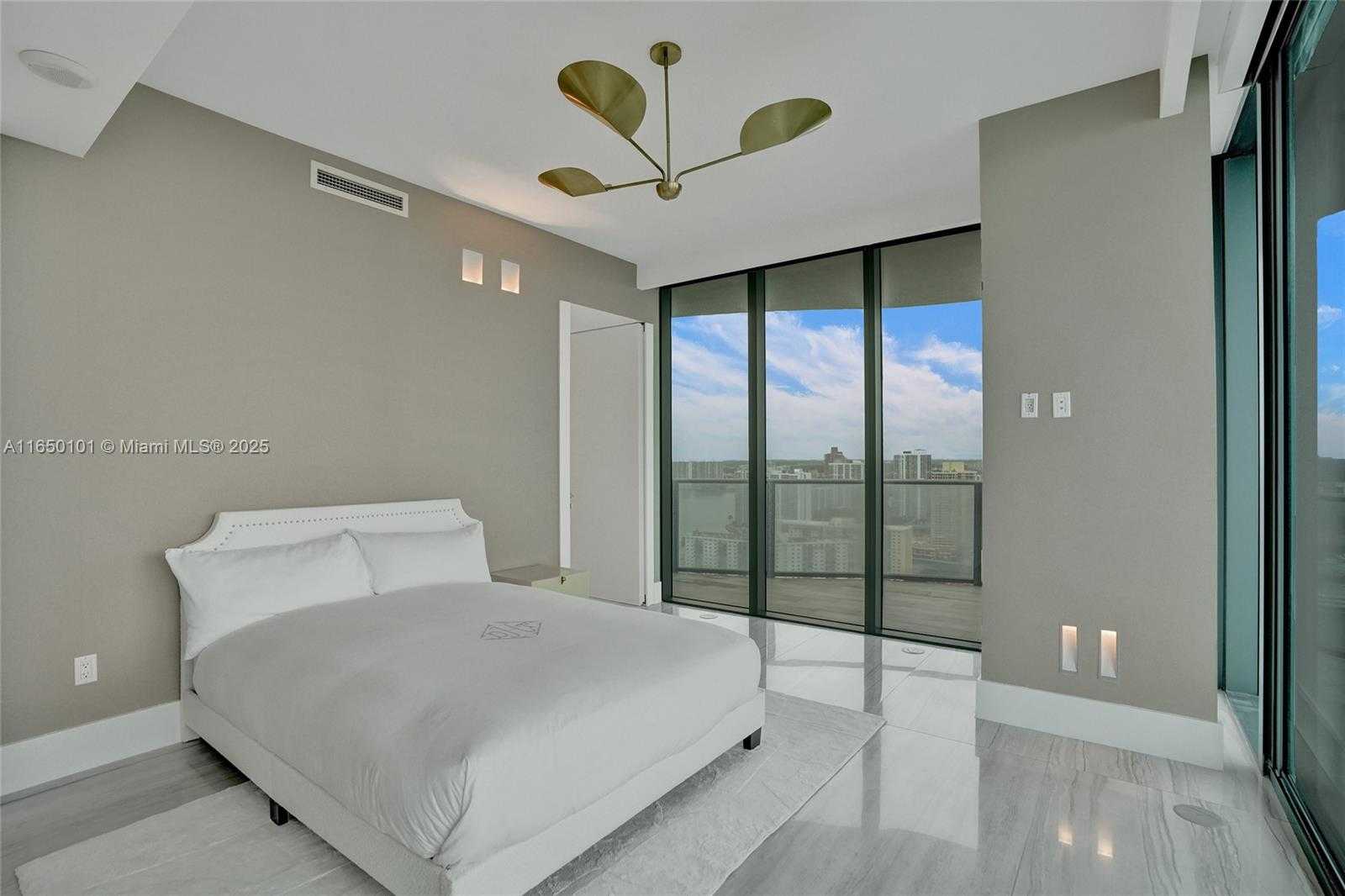Small Image of 19575 COLLINS AVE #33, Sunny Isles Beach Number 28