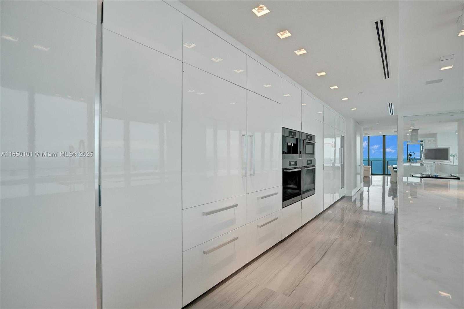 Small Image of 19575 COLLINS AVE #33, Sunny Isles Beach Number 53