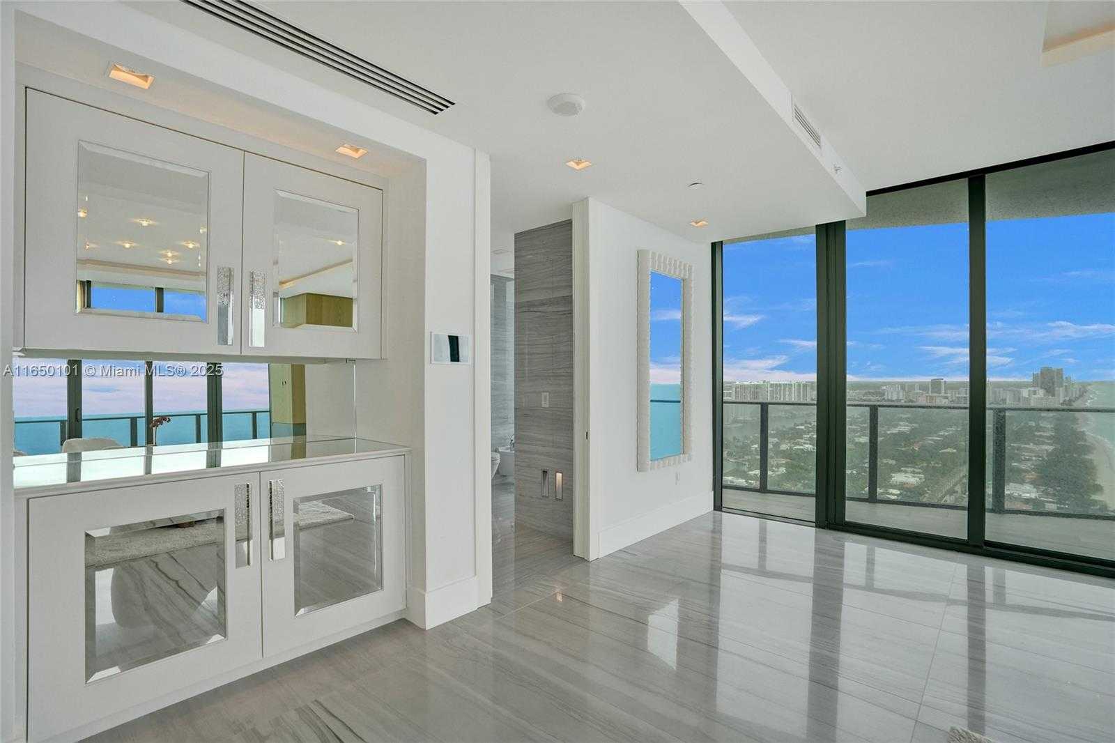 Small Image of 19575 COLLINS AVE #33, Sunny Isles Beach Number 7