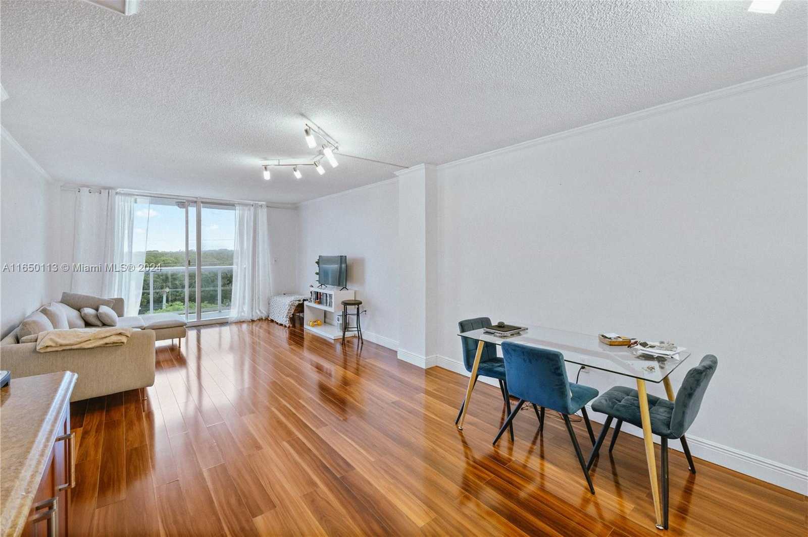 Small Image of 2841 NORTH EAST 163RD ST #704, North Miami Beach Number 13