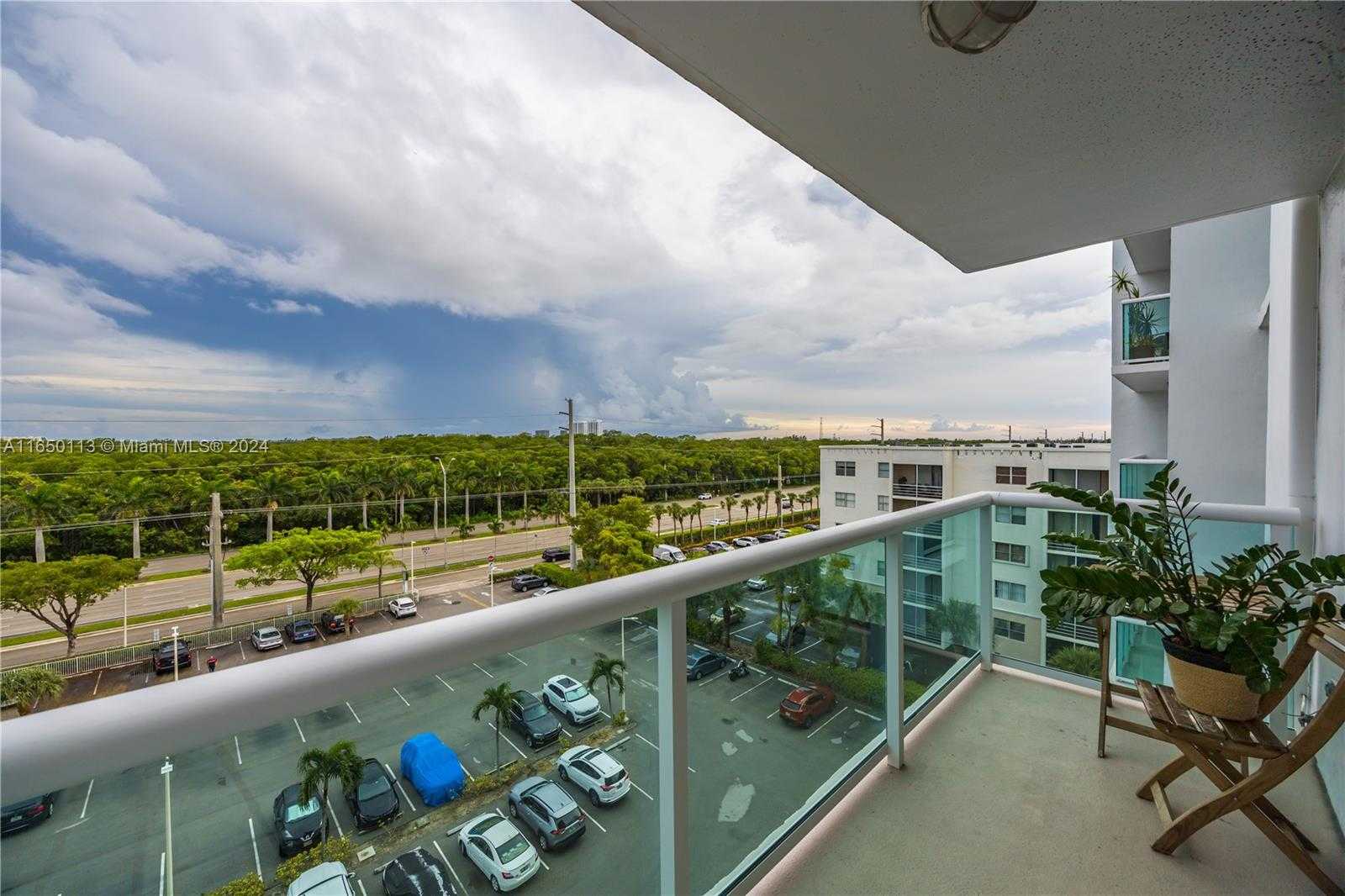 Small Image of 2841 NORTH EAST 163RD ST #704, North Miami Beach Number 17