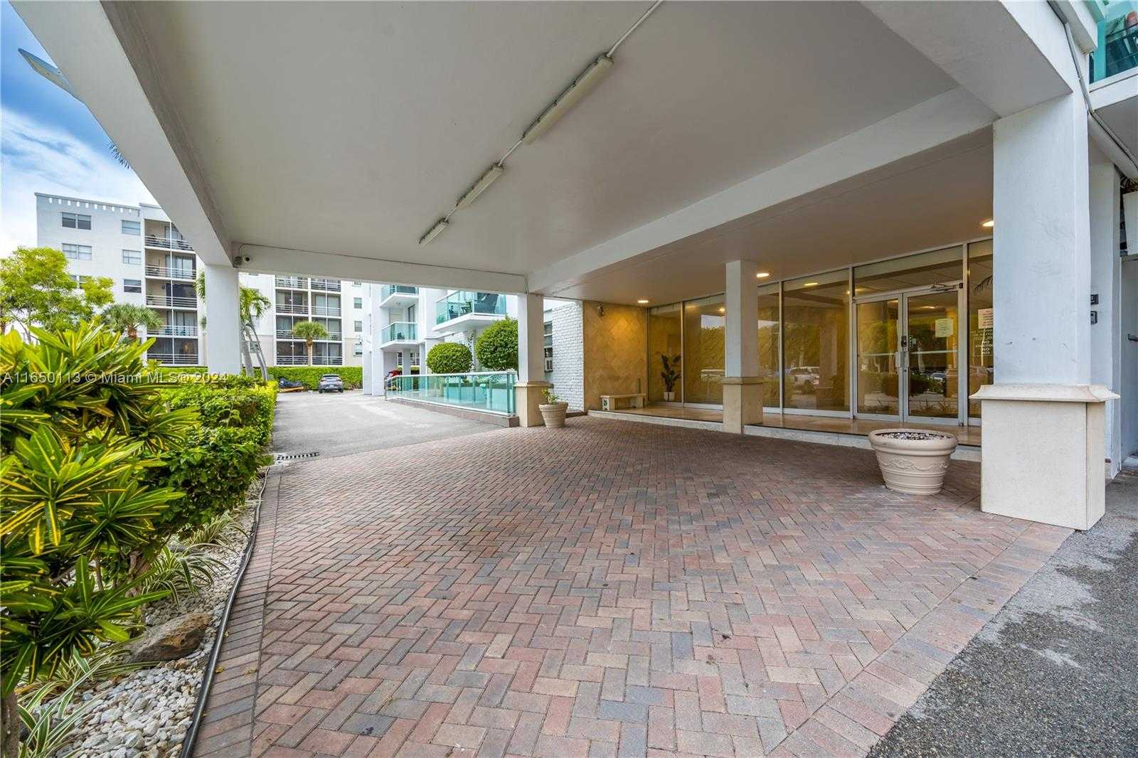 Small Image of 2841 NORTH EAST 163RD ST #704, North Miami Beach Number 22