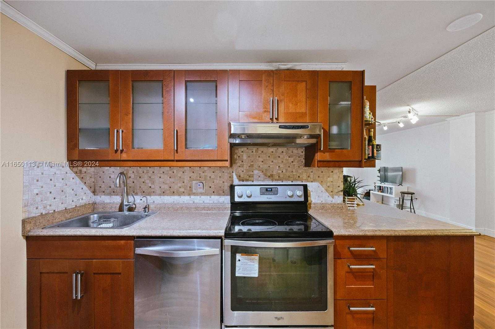 Small Image of 2841 NORTH EAST 163RD ST #704, North Miami Beach Number 6
