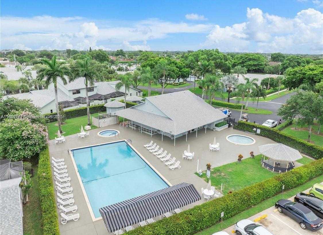 Small Image of 23304 SOUTH WEST 58TH AVE #B, Boca Raton Number 31