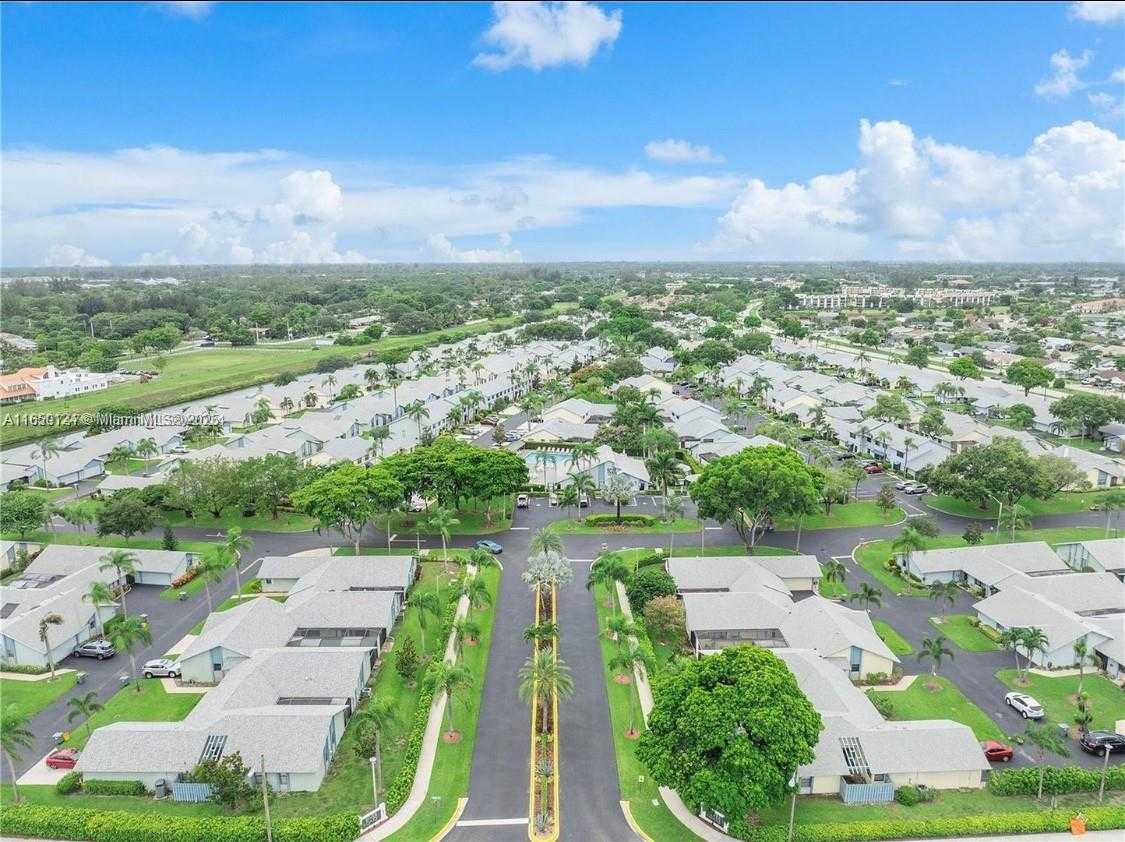 Small Image of 23304 SOUTH WEST 58TH AVE #B, Boca Raton Number 32