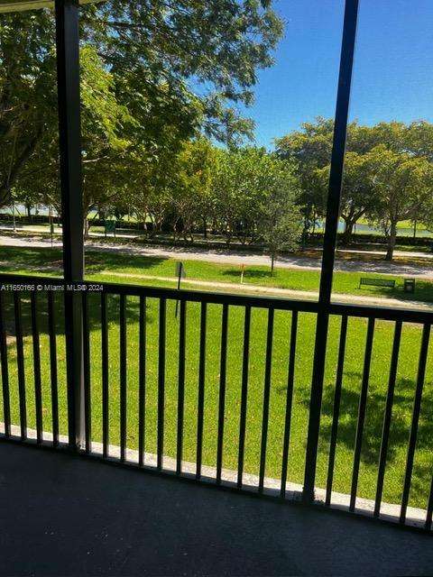Small Image of 3475 NORTH COUNTRY CLUB DR #204, Aventura Number 4