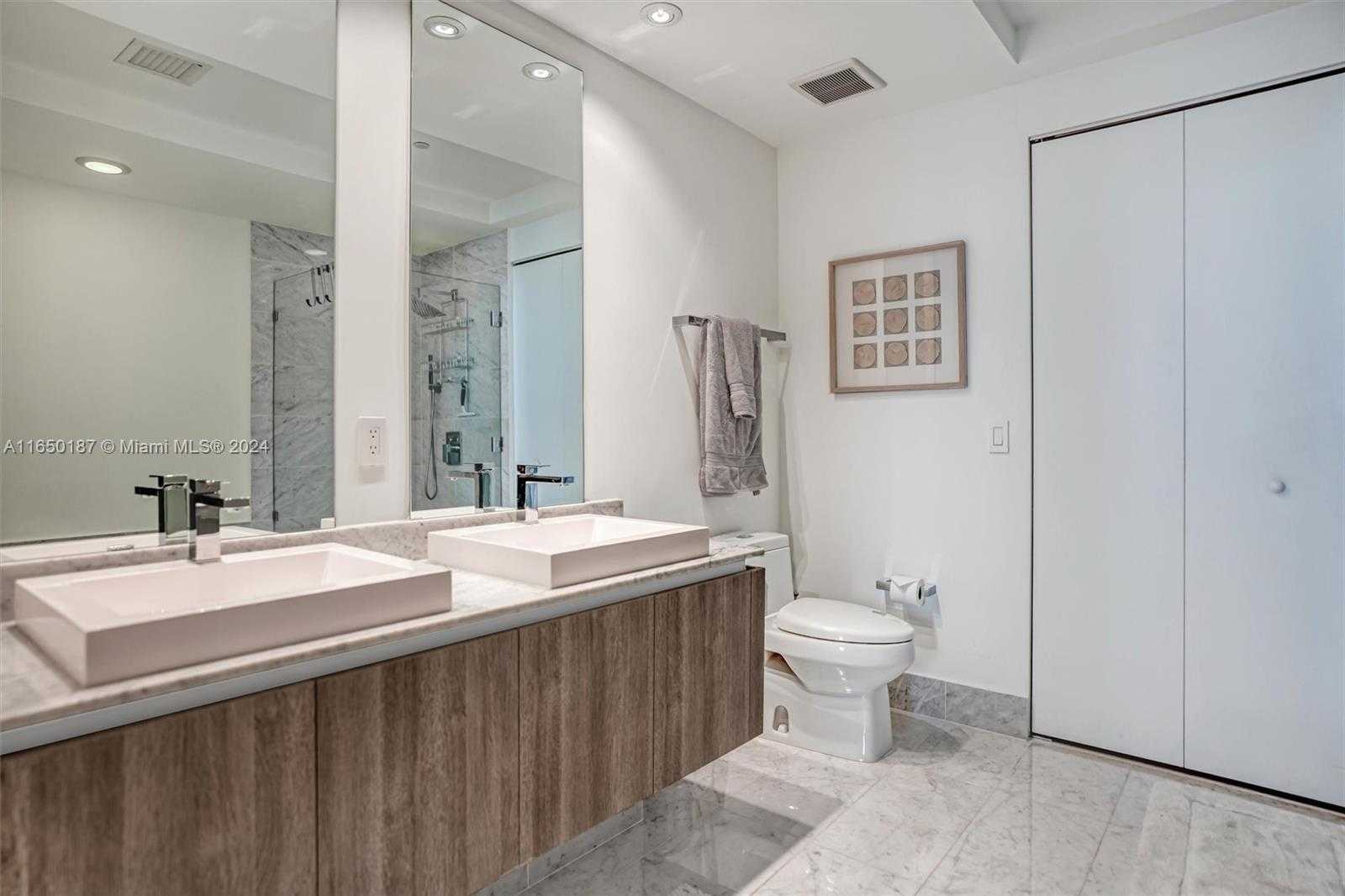 Small Image of 801 SOUTH MIAMI AVE #2509, Miami Number 10